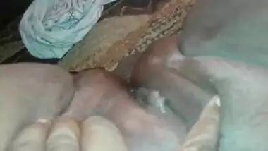 whatsapp video friend sent 2