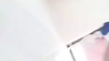 Attractive eyes and boobs of hot Indian girlfriend