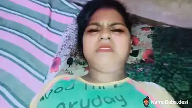 Man fucks his desi GF’s tight pussy and cums