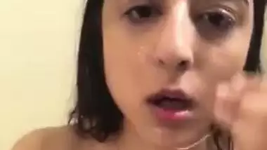 Slutty show of Pakistani girl