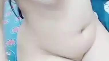 Beautiful Pakistani girl nude sex show