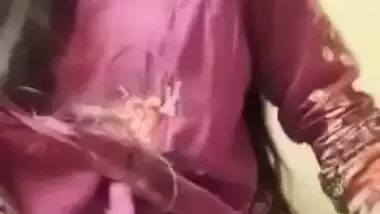 Big pussy rubbing GF in horniness desi viral MMS