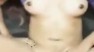 Indian anal sex of a guy fucking his sexy GF’s asshole