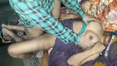 See real story with Indian hot wife | full woman sexy in saree dress indian style | fucking in wet pussy till which time you want and then fuck her an