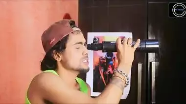 Peeping Tom – Sexy Hindi Movies – Episode 1