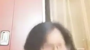 Chubby Bengali girl stripping fully naked