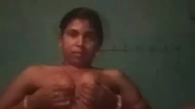 Village girl fingering pussy selfie record