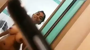 Tricking GF and making naked video