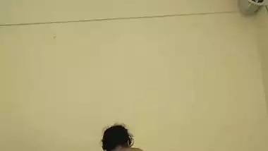 Man enjoys Kerala sex with a big ass milf in the doggy style