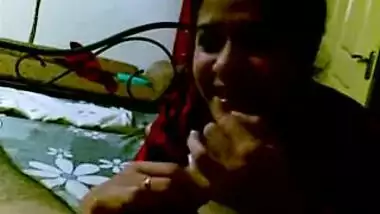 Desi bhabhi hot blowjob to devar