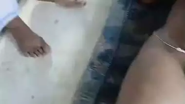 Lonely mallu wife boobs sucking and fucking viral MMS